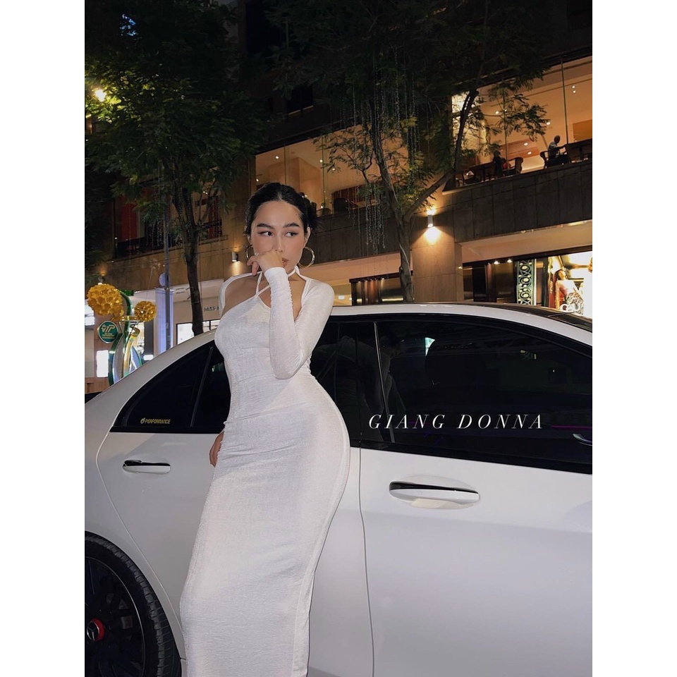 Đầm dây dài tay cổ yếm ôm body sang trọng