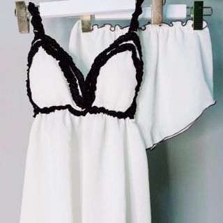 Đầm ngủ voan phối ren