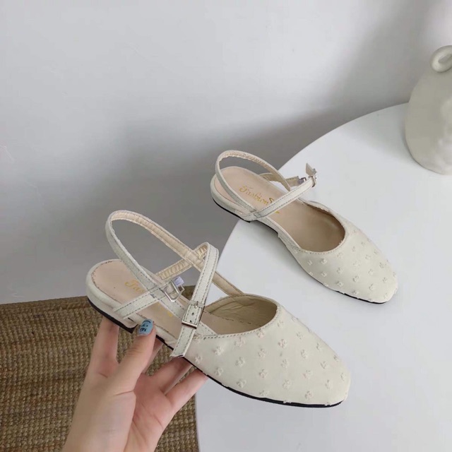 Sục hoạ tiết hoa nhí