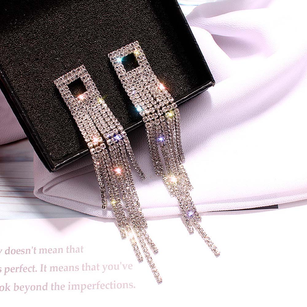 Khuyên Tai Nữ Trang Dáng Dài Tạo Hình Độc Đáo