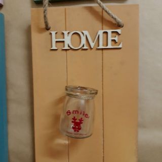 Bình treo giá gỗ chữ Home