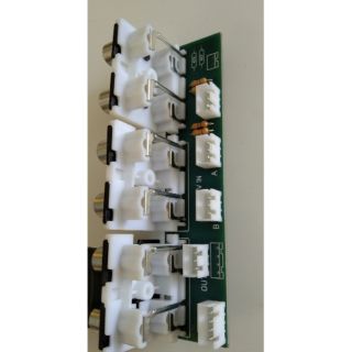 Bo av Amply là bo cắm tín hiệu đầu vào từ điện thoại hoặc tivi