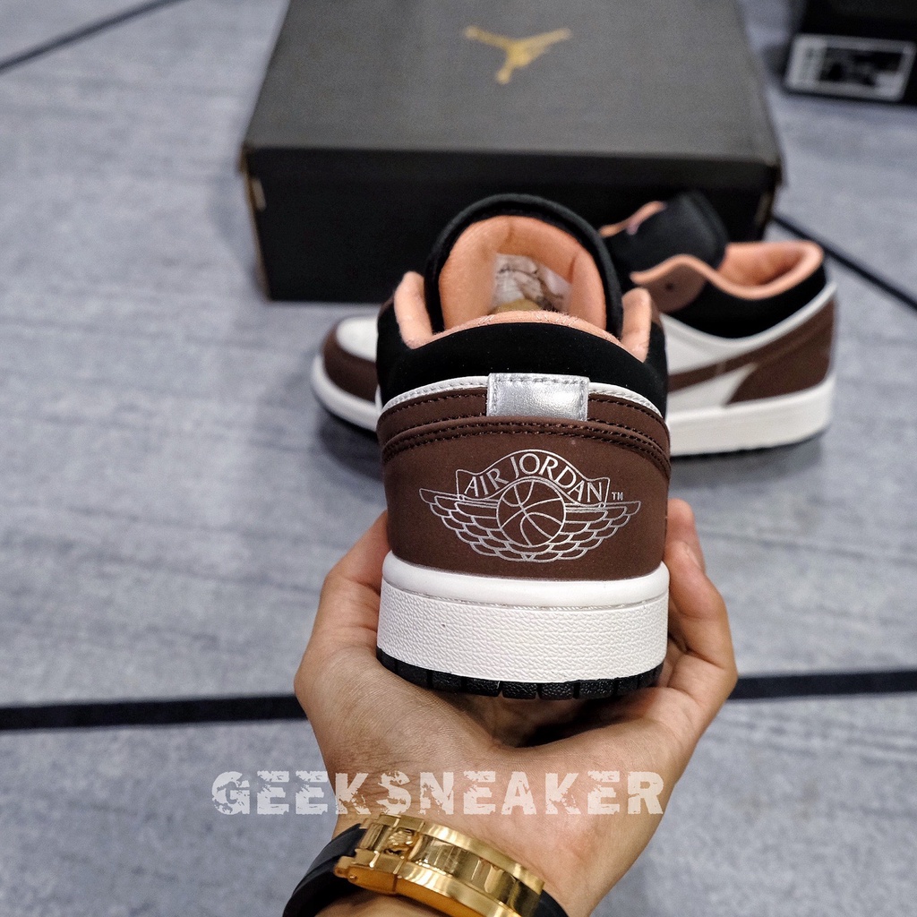 [GeekSneaker] Giày Sneaker Jordan 1 Low " Mocha Brown " | BigBuy360 - bigbuy360.vn