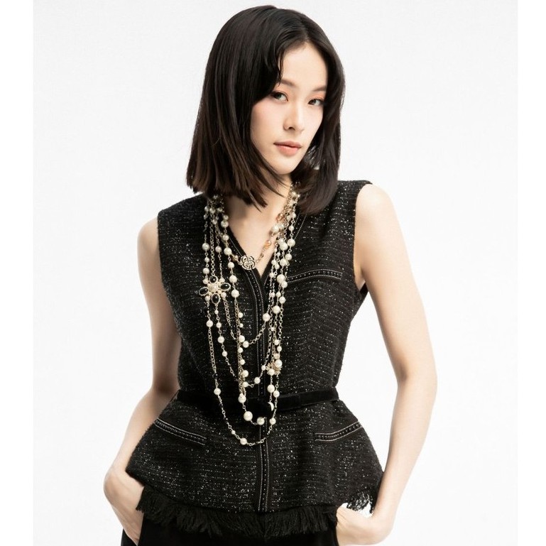 [Mã FAMALLT5 giảm 15% đơn 150k] Áo ghi lê dạ đen dáng ngắn Elise