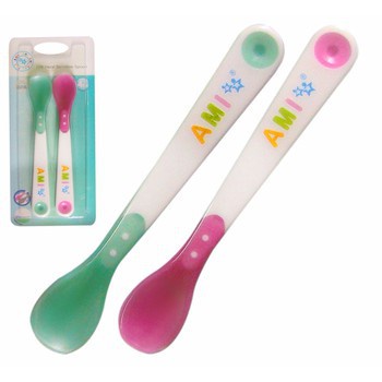 THÌA AN TOÀN NHIỆT CHO BÉ XUẤT XỨ THÁI LAN