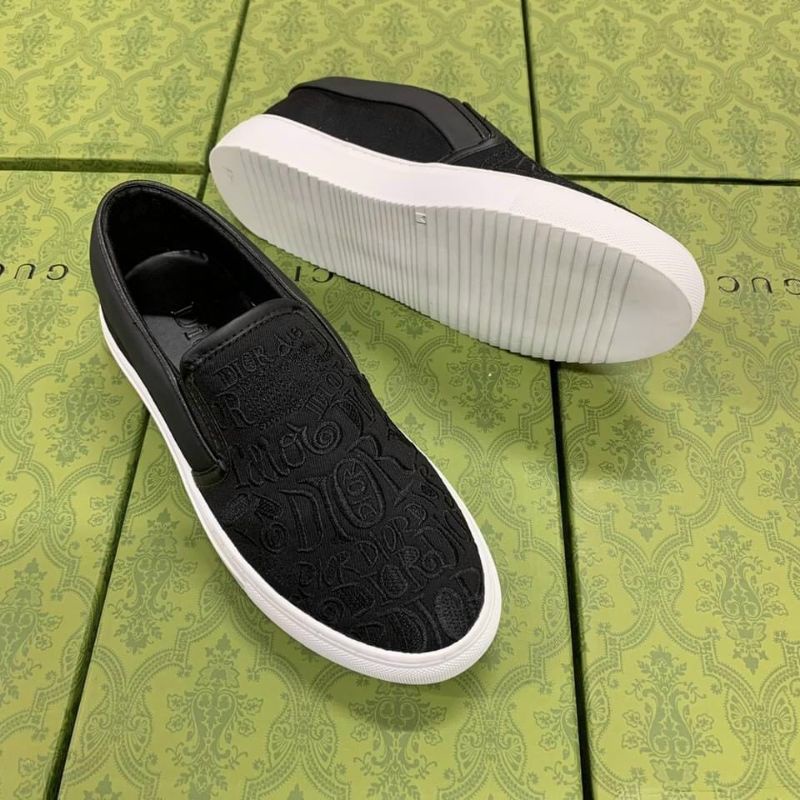 Giày slip on nam thêu hoạ tiết cao cấp 2021