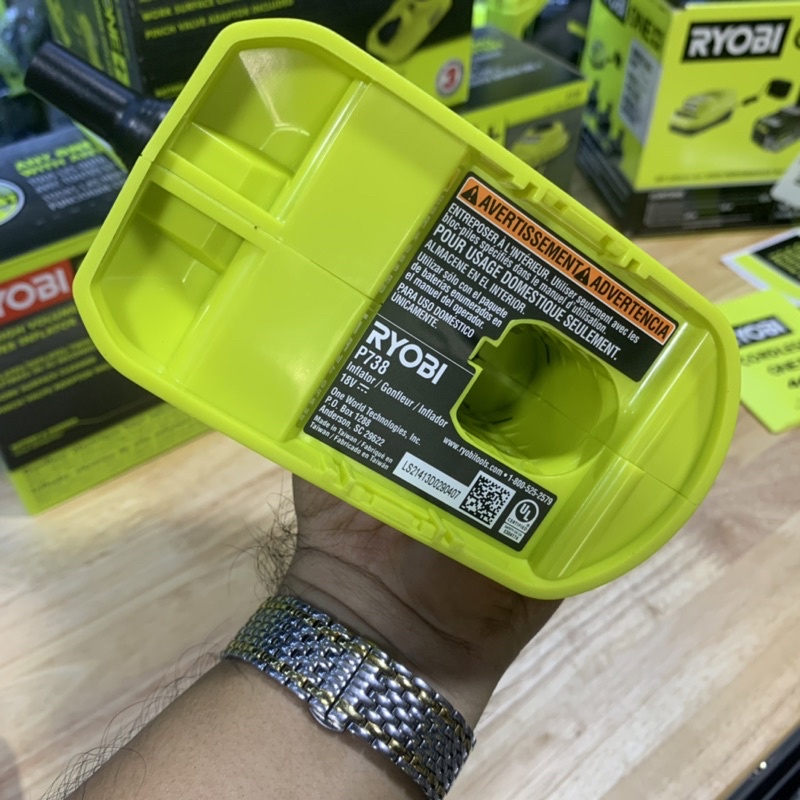 Thổi bụi mini Ryobi P738