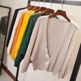 Carigan gân 2 cúc cho nữ
