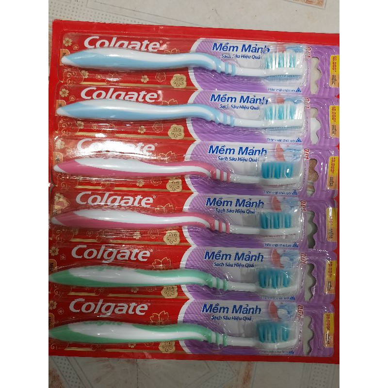 bàn chải đánh răng colgate ( lông chải đa chiều mềm mảnh )