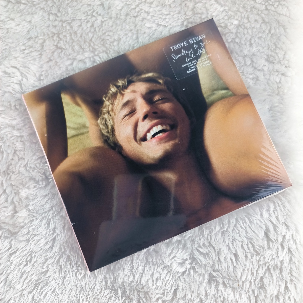 Đĩa cd album Nhạc Điện Tử troye sivan something to give each Phiên Bản deluxe 2023