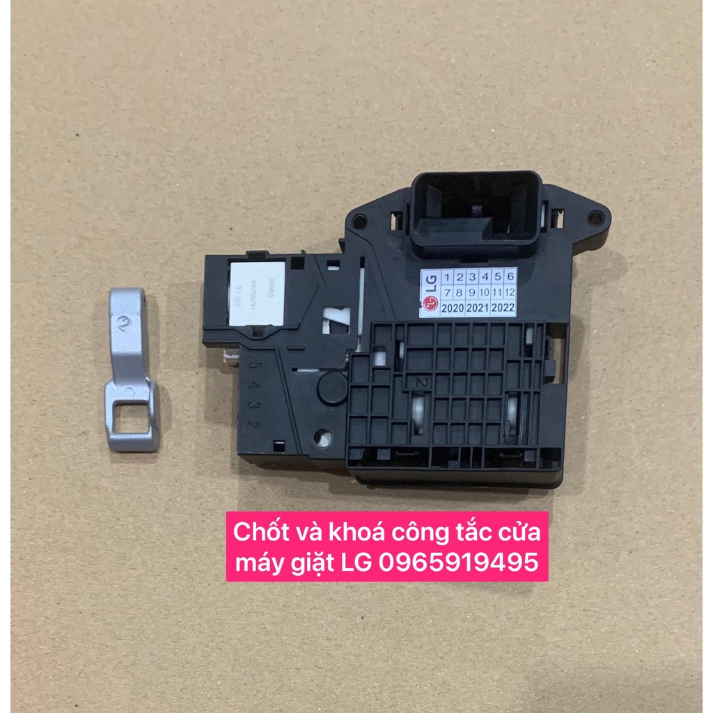 Chốt và khoá cửa máy giặt LG lồng ngang