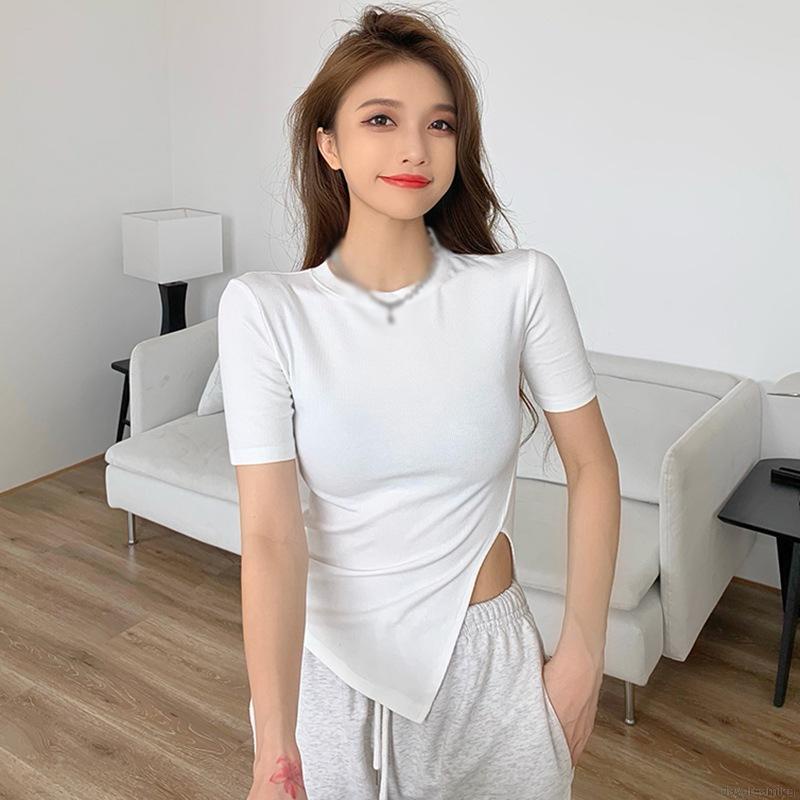 Áo croptop tay ngắn thiết kế xẻ quyến rũ cho nữ