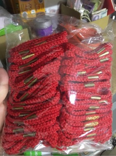 10 vòng đỏ may mắn thái lan(tặng 1)