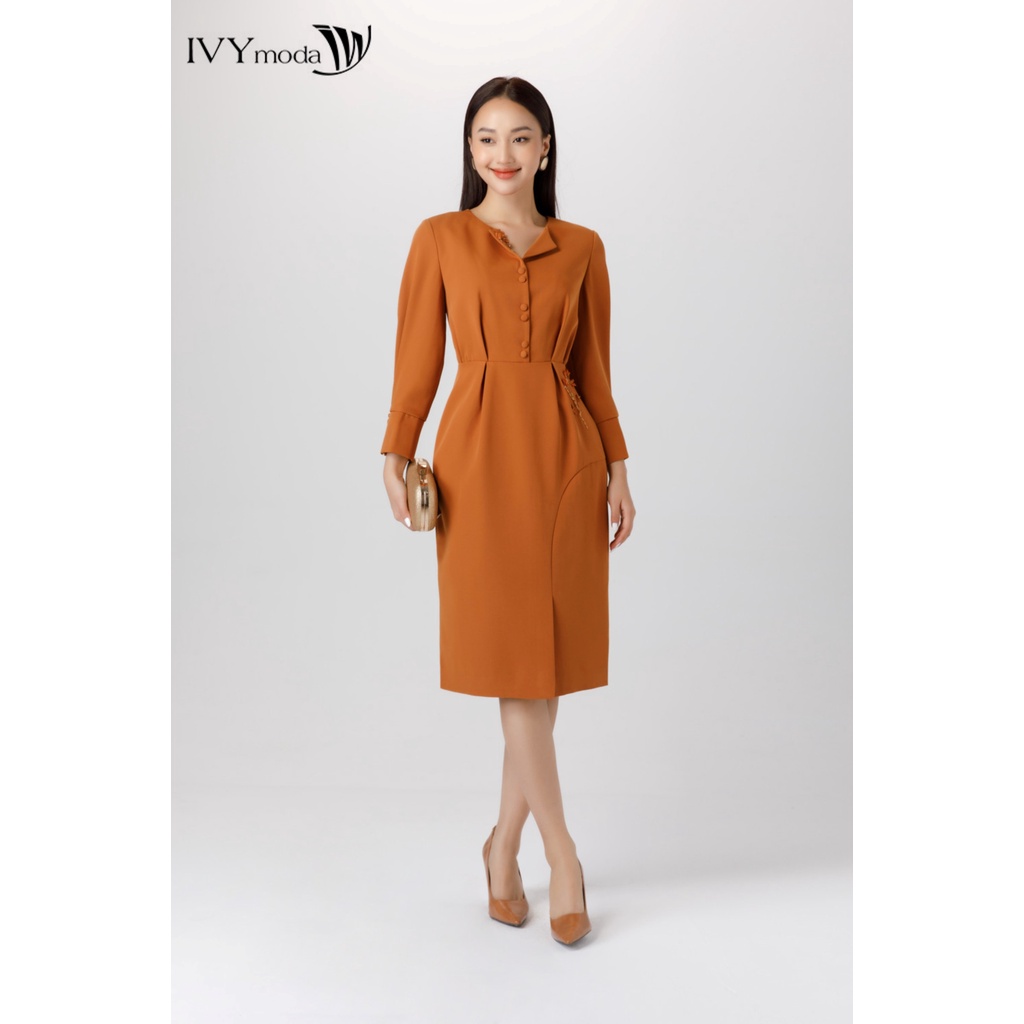 Đầm ôm phối nút IVY moda MS 48M6960
