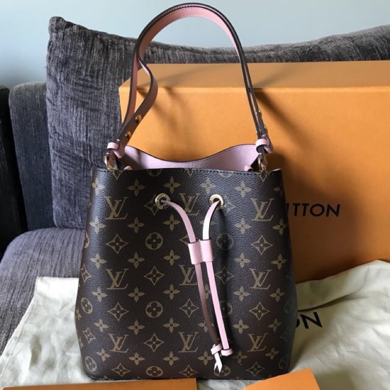 Túi xách dây rút lv fullbox hàng đẹp chất lượng siêu hot