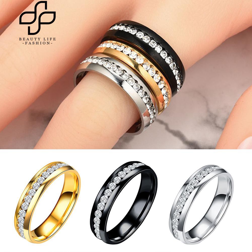 Nhẫn nam châm đính đá quý