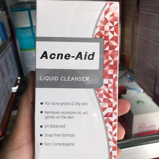 Sữa rửa mặt ACNE AID