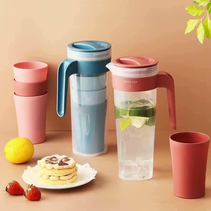 BÌNH NƯỚC 1l KÈM 4 CỐC