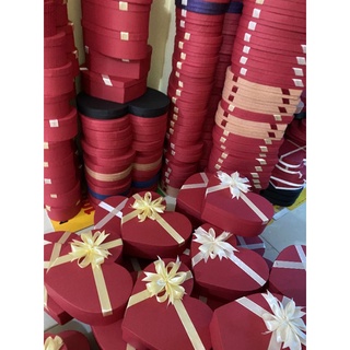 Hộp đựng quà tặng hình trái tim size  đủ size