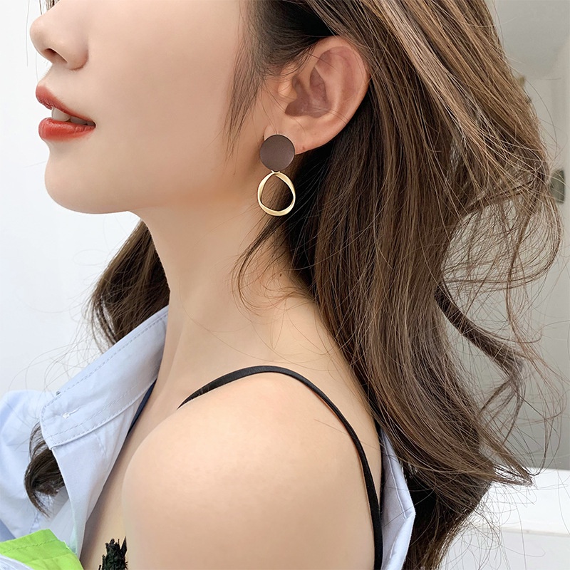 Khuyên Tai Kẹp Vành Đính Ngọc Trai Nhân Tạo Đơn Giản Cho Nữ