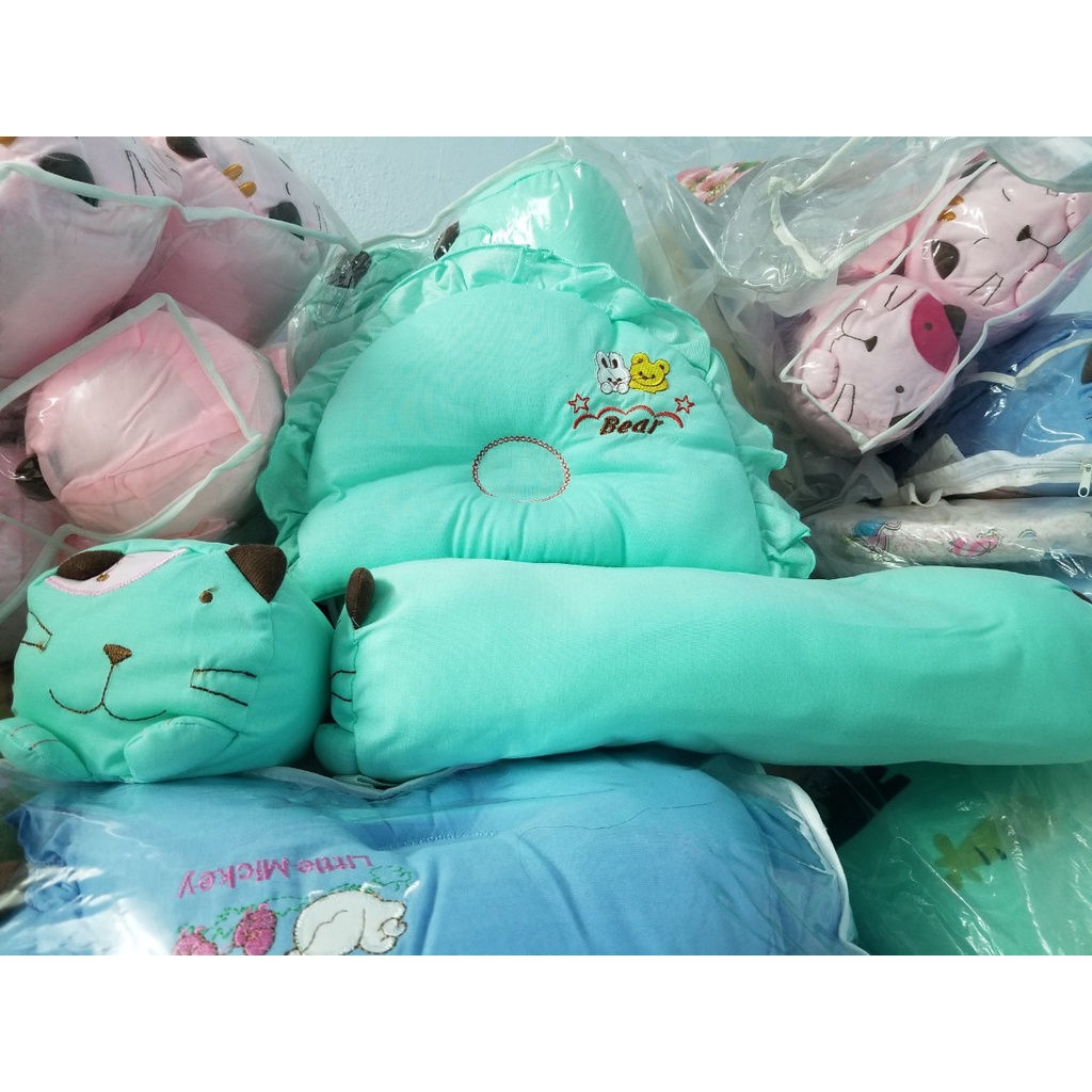 Bộ gối ôm hình mèo gối nằm có lõm cho bé