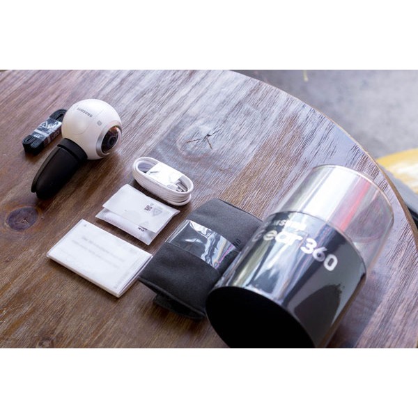 Camera Samsung Gear 360 SM-R210