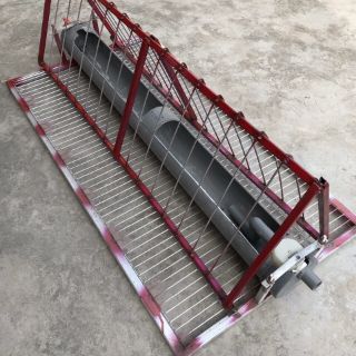 Máng uống tự động cho gà - vịt