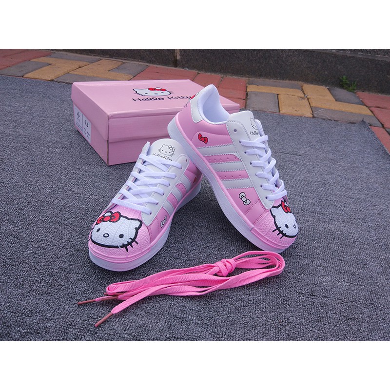 Giày Thể Thao Họa Tiết Hello Kitty Doraemon Size 35-40❤️