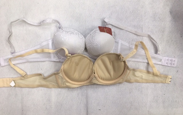 Áo ngực (817) ren mút dày cài sau 2 móc