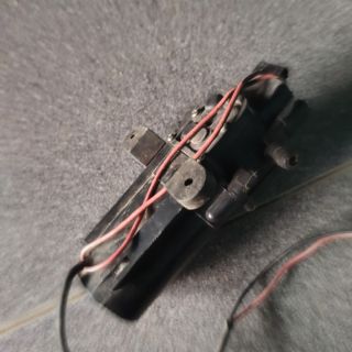 Máy bơm nước áp lực cũ