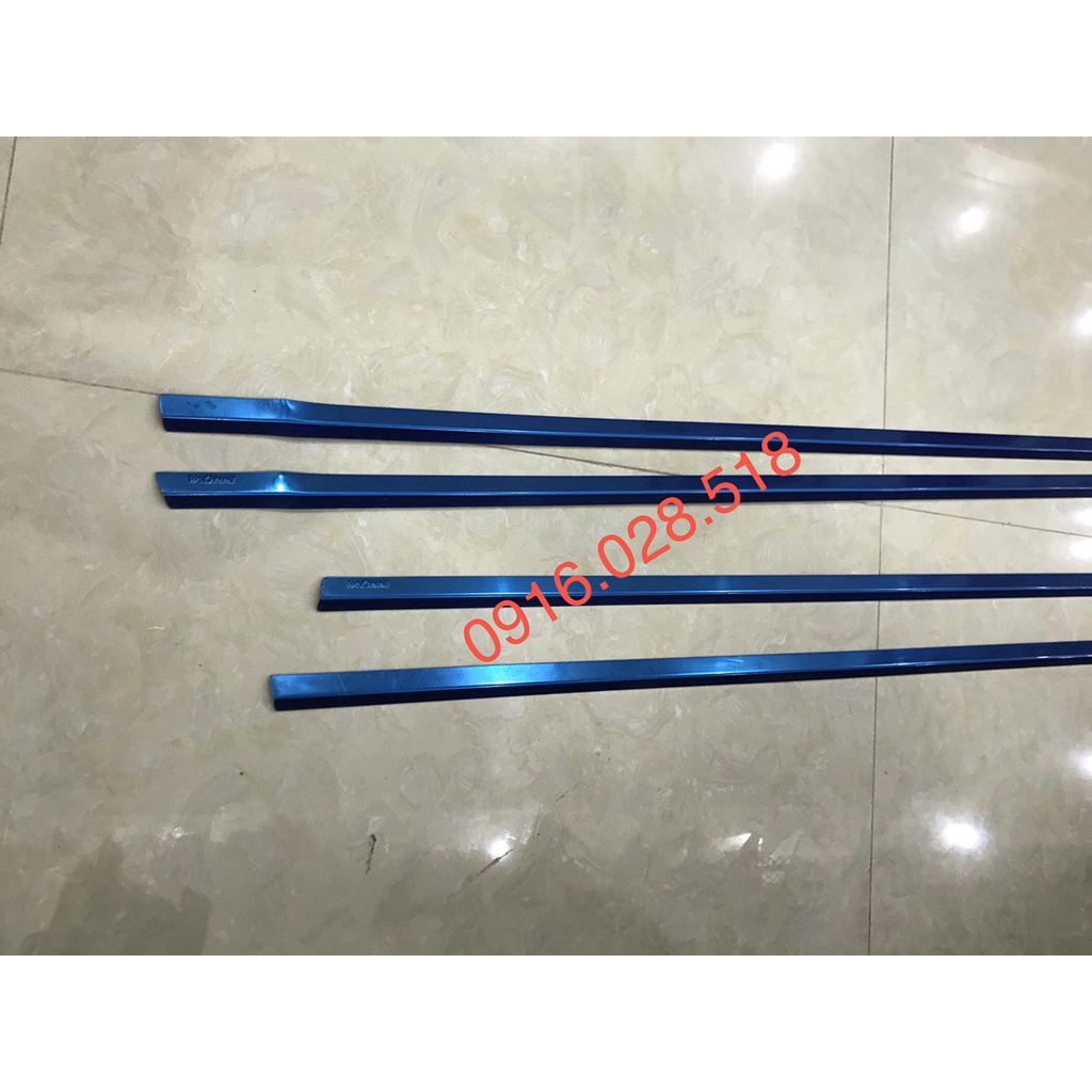 Nẹp chân kính innova 2008-2010-2012-201 INOX, op vien chan kinh xe o to