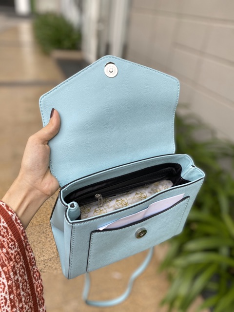 Túi GUESS chính hãng hồng dây đỏ & xanh mint dáng hộp có quai xách trẻ trung