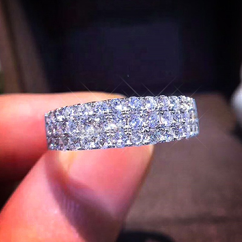 Nhẫn nữ đính 3 hàng đá zircon thời trang phong cách