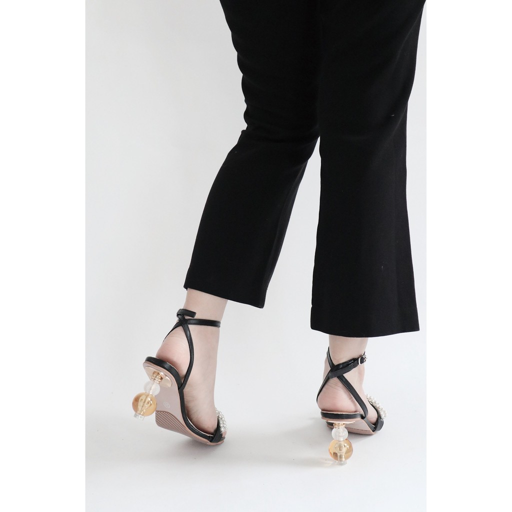 25 STUDIO Giày cao gót quai ngọc đế trụ trong suốt Crystal Pearl Heels