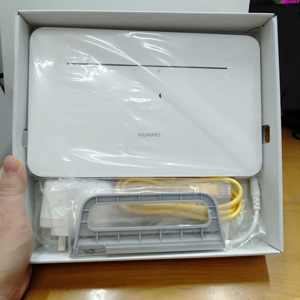 Bộ phát Wifi 4G Huawei B316-855 tốc độ 150Mbps. Wifi 2 băng tần chuẩn AC 1167Mbps. Hỗ trợ 64 kết nối | BigBuy360 - bigbuy360.vn
