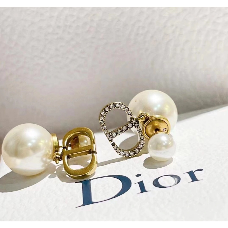 Đôi khuyên tai logo Dior đính kim cương ngọc trai giả thời trang cho nữ