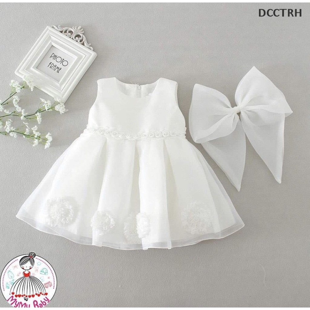 Đầm công chúa trắng hoa