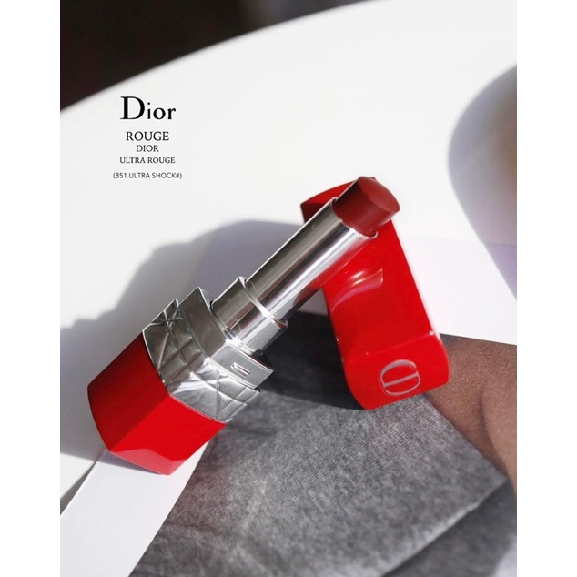 Son Dior 851 Ultra Shock Màu Đỏ Rượu – Ultra Rouge Vỏ Đỏ màu hot