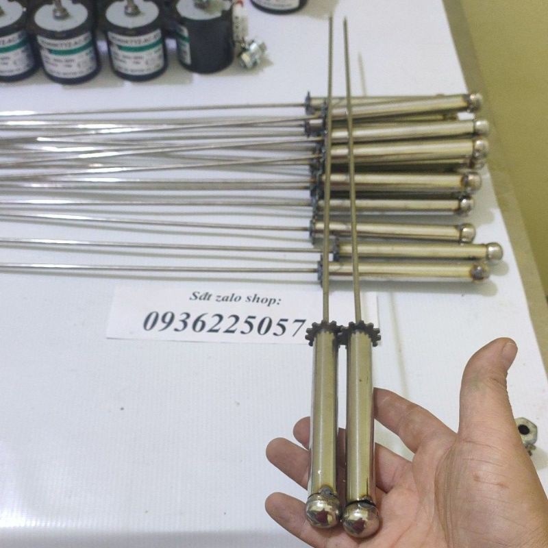 Xiên nướng thịt chế máy quay tự động gia đình