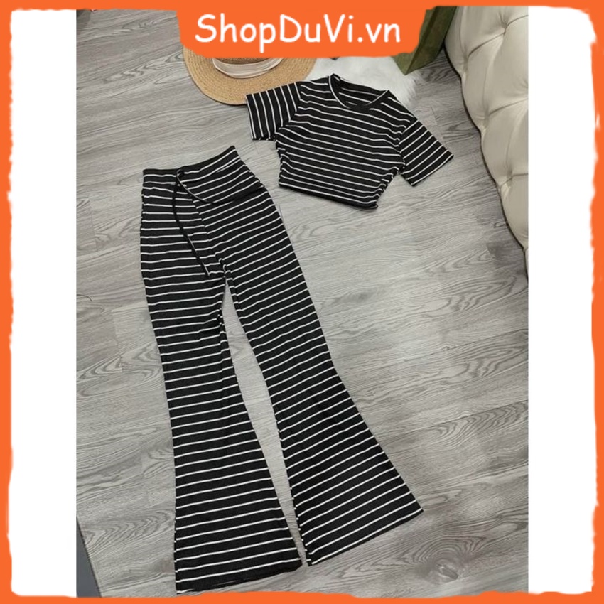 Sét Sọc Rằng Ngang Trắng Đen Áo Crtop Quần Ống Loe