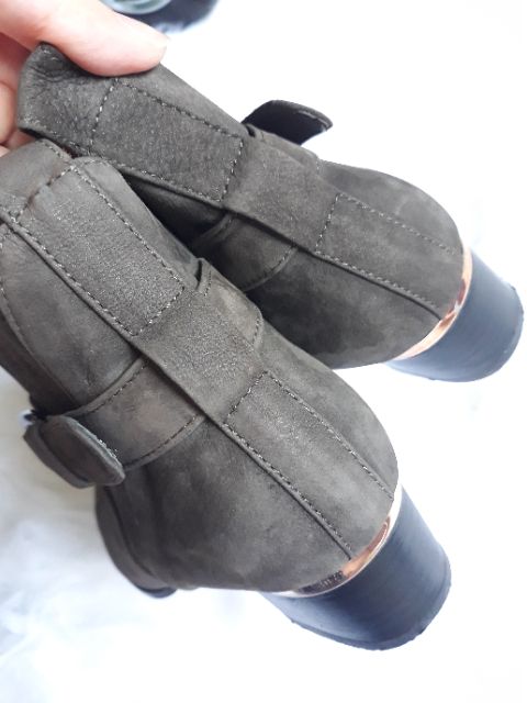 Bốt da thật size 37