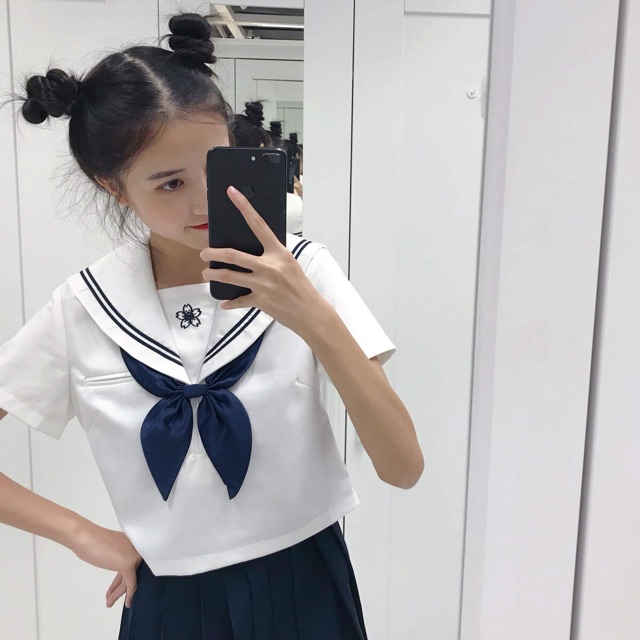 YAS0376-Set đồng phục Nhật thêu hoa anh đào xanh dương/đỏ