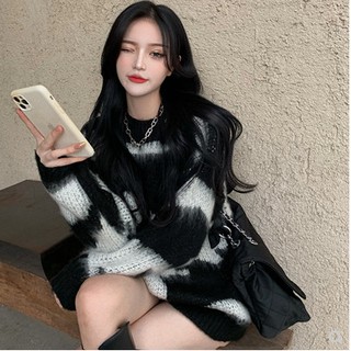 (ORDER) Áo len nữ họa tiết retro màu đen trắng style cá tính Hàn Quốc (New_Arrivals_Hot)