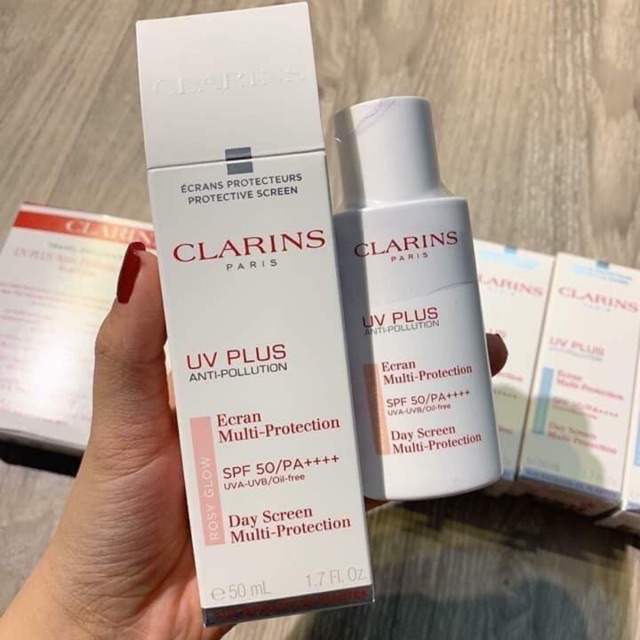 Kem chống nắng Clarin