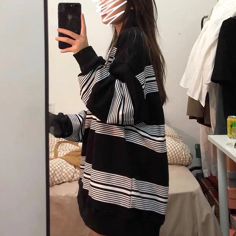Áo sweater IELGY dành cho nữ thiết kế tay dài cổ tròn in họa tiết kẻ sọc cổ điển thời trang