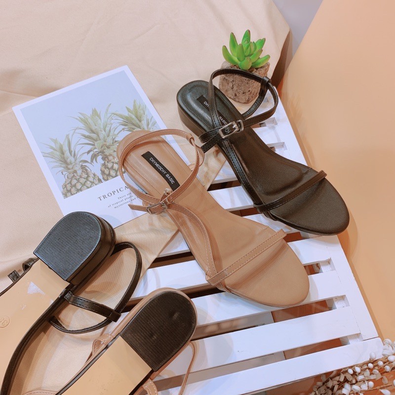 Sandal quai mảnh dây hông gót vuông 3p