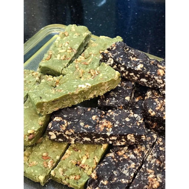 Thanh Chocolate dẻo protein bar các loại hạt