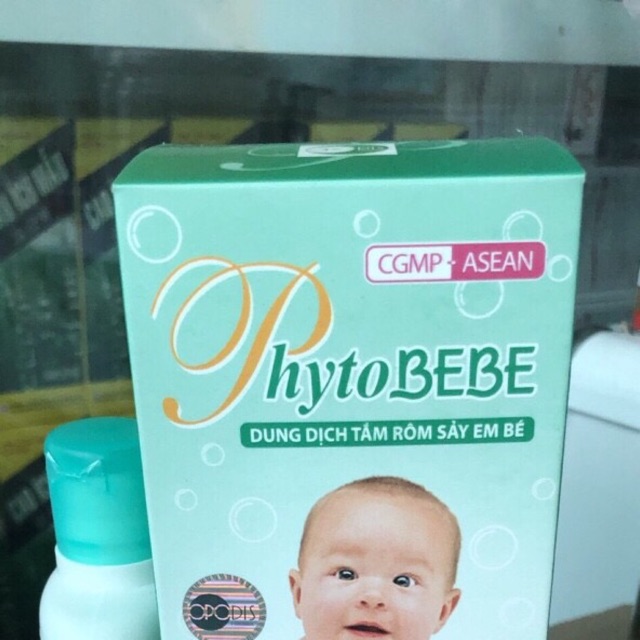 Dung dịch tắm rôm sảy em bé Phytobebe 250m