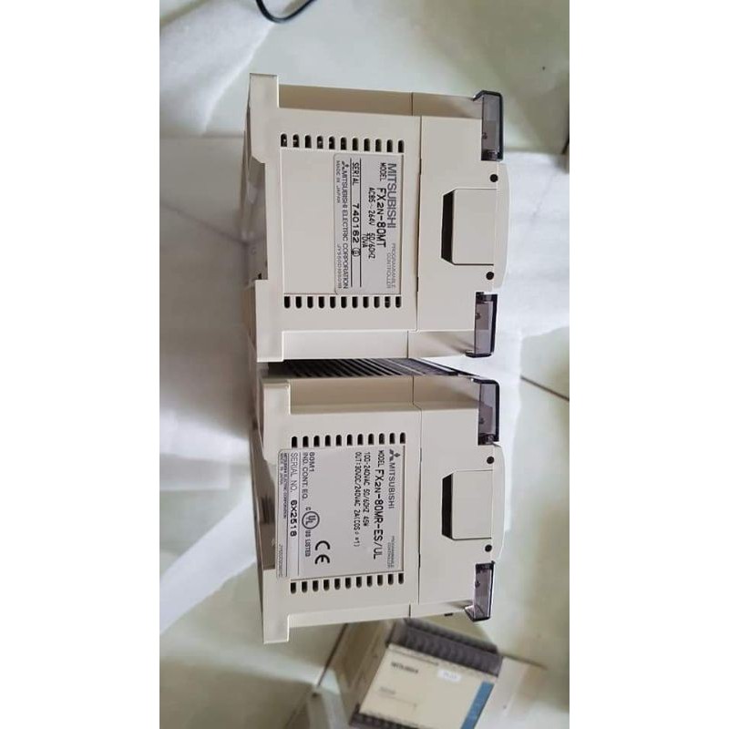 PLC MITSUBISHI FX2N-80MT-001