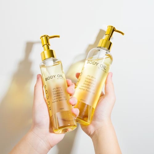Body oil dưỡng căng bóng da body chứa 4% BHA giúp da trắng sáng căng bóng mịn màng, thấm nhanh không bêt rít | BigBuy360 - bigbuy360.vn